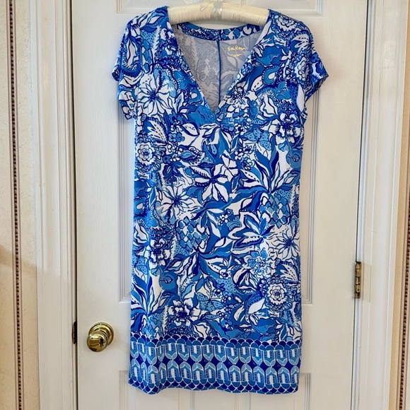 Lilly Pulitzer UPF 50+ Sophiletta Short Sleeve Dress, Blue Tang Flocking Fab, L - Picture 4 of 13